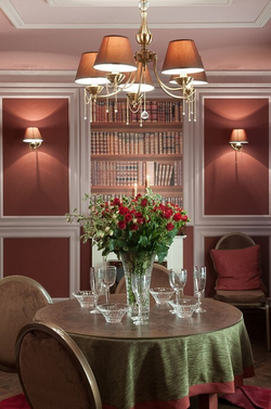 Подвесная люстра Maytoni RC0100-PL-05-R