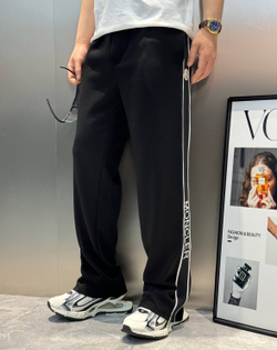 Спортивные штаны Moncler