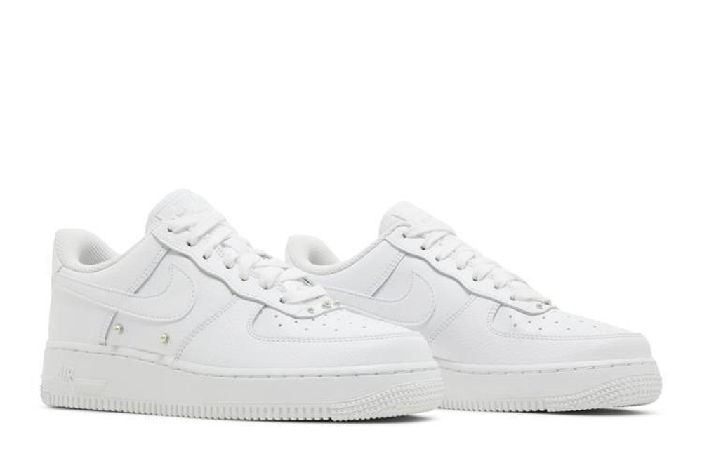 Кроссовки Nike Air Force 1 Low '07 Se "Pearl" (Женская размерная сетка)