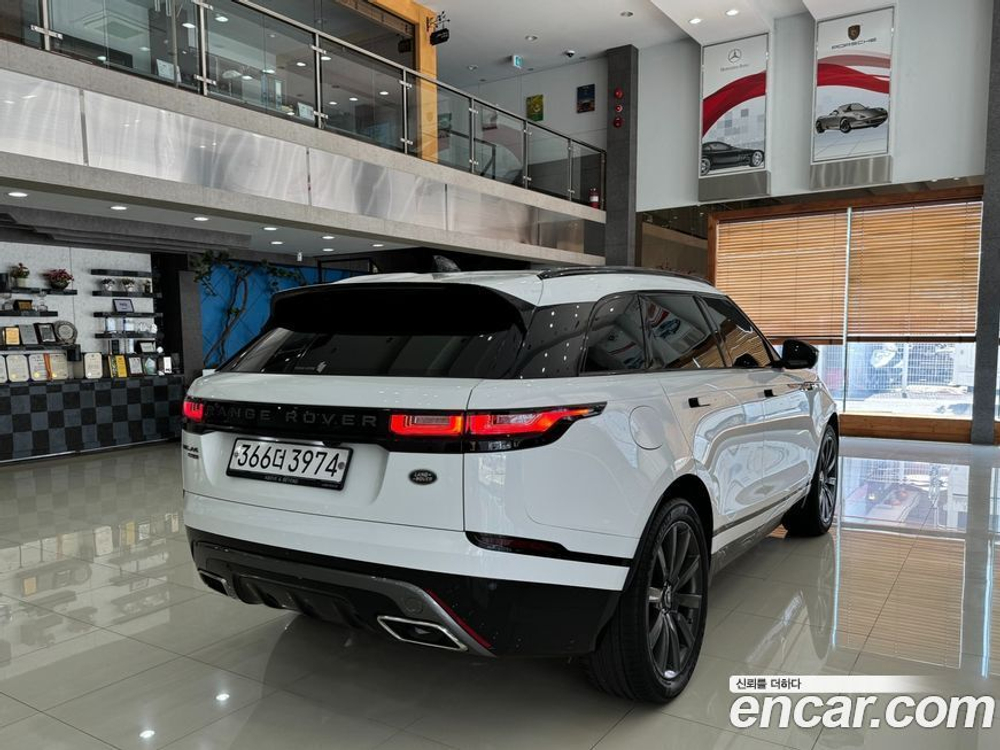 Land Rover Range Rover Bella 3.0 D300 R-Dynamic HSE (08.2019)