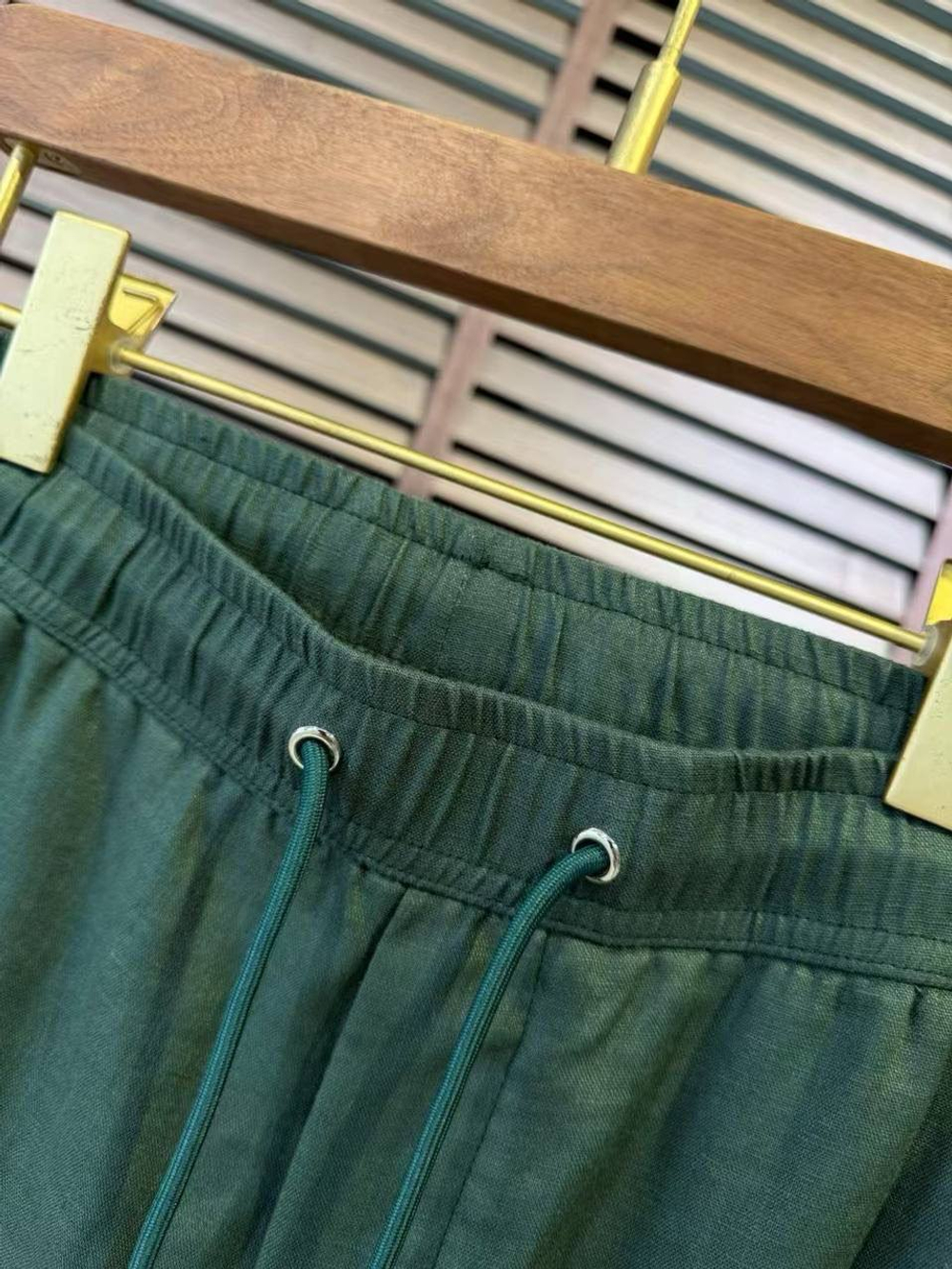 Льняные шорты Kiton