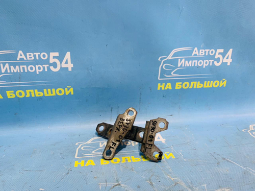 Петля двери передней левой TOYOTA CAMRY 1992