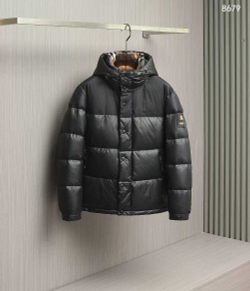 Пуховик Burberry