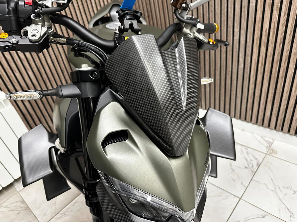 Fullsix Карбоновое ветровое стекло - короткое Ducati Streetfighter V4 MD-SF20-S92S