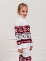 Свитер вязаный с оленями новогодний