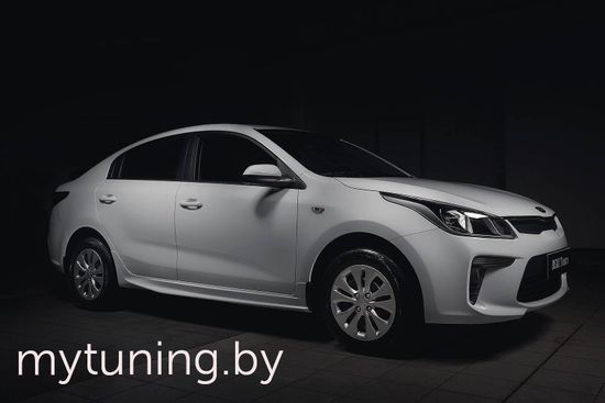 Накладки на пороги до брызговиков для Kia Rio IV