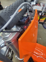 Кронштейн для установки кроссового щитка на KTM/Husqvarna/GasGas 2024+