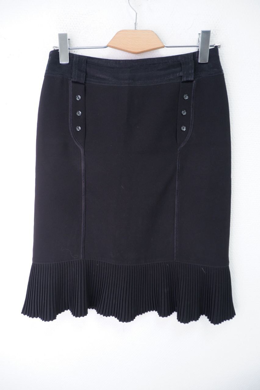 Юбка лаконичная 46 размер