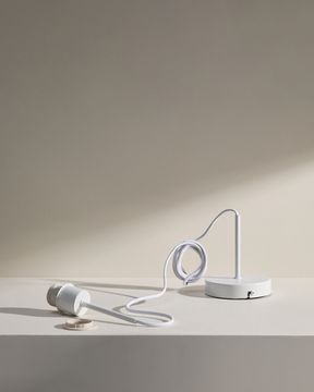 Основание металлического светильника Fluvia белого цвета, 250 см