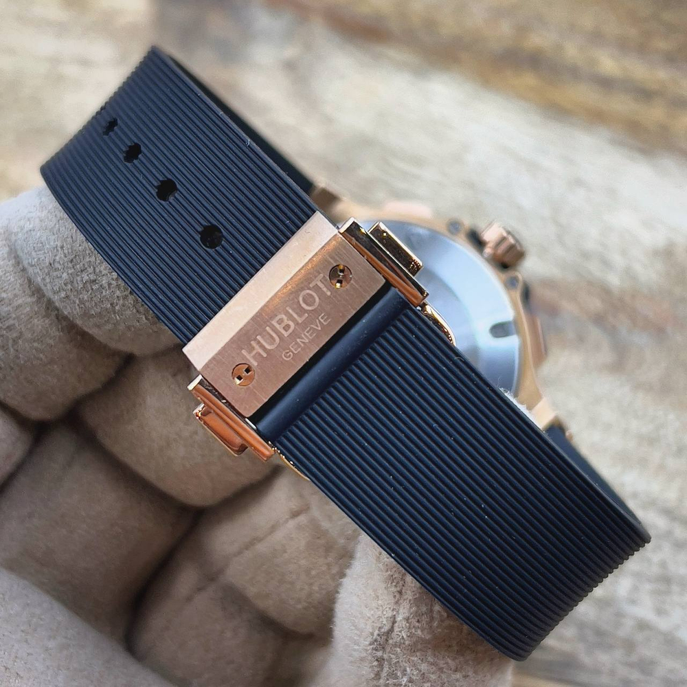 Часы Hublot
