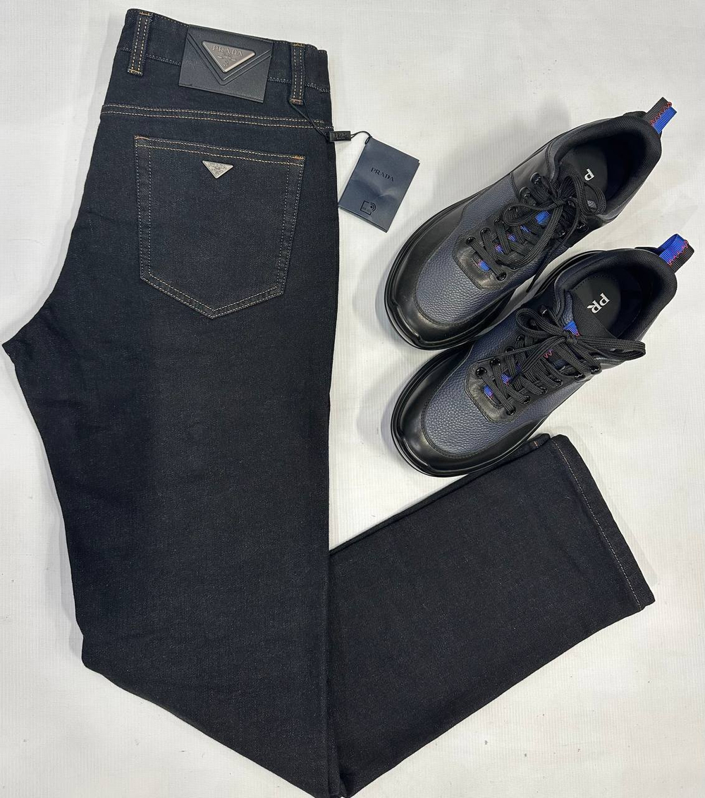 Джинсы Prada