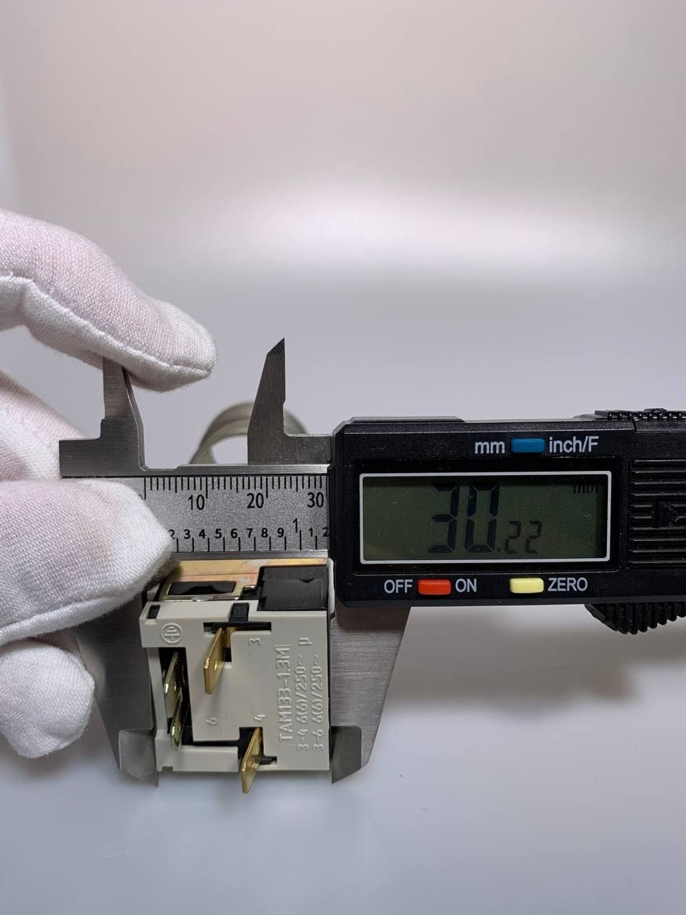 Термостат (терморегулятор) холодильника ТАМ-133 (капилляр 1,3м)