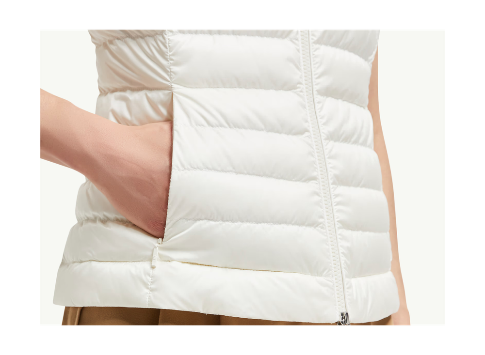 Жилет Moncler белый – женский пуховый жилет,оригинал