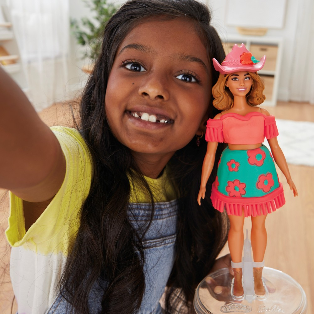 Play-Doh - Пластилин BARBIE FASHIONISTA Бахрома + кукла G1360
