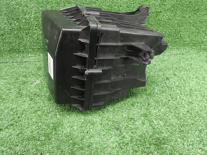 Корпус воздушного фильтра Changan Uni-T (20-нв)