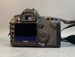 Canon EOS 5D Mark II 13.735 кадров