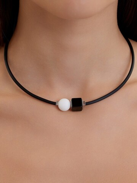 10156891 Колье Роман с камнем