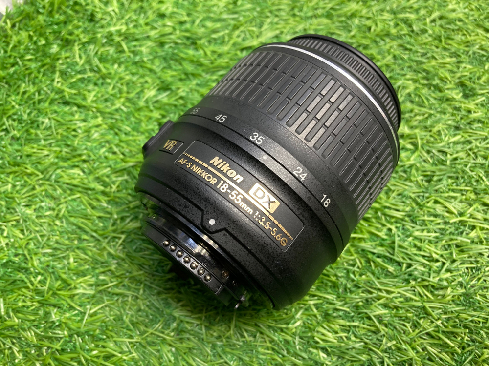 Nikon D3100 + 18-55mm 3.5-5.6G VR (12.600 кадров)