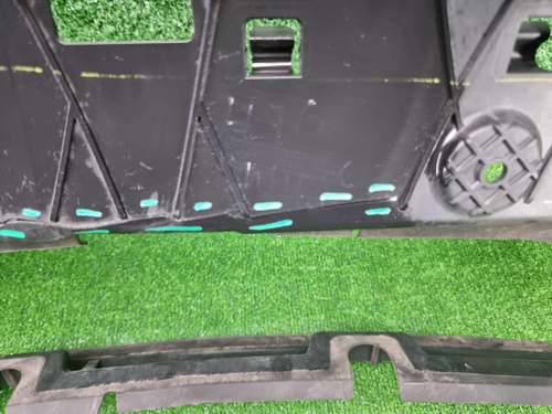 Воздуховод радиатора BMW 2er G42 (2021-н.в.)