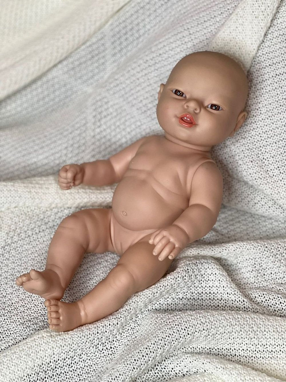 Кукла BERJUAN виниловая 30см Newborn (17082)