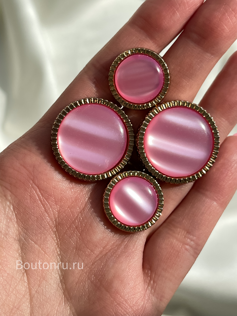 Пуговицы луна розовый  перламутр золото