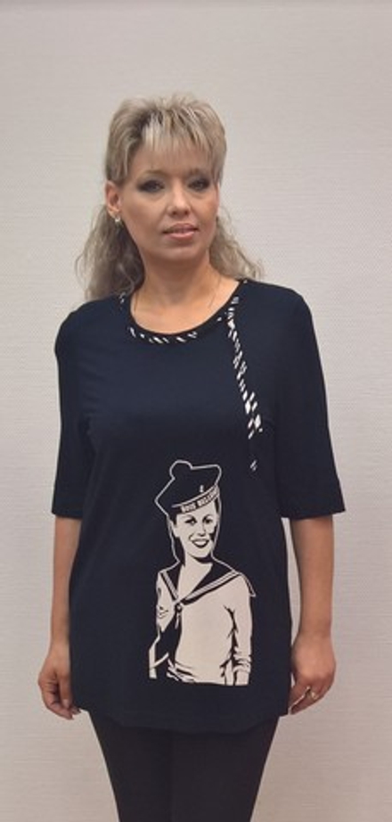 Темно-синий немецкий блузон белым с принтом!