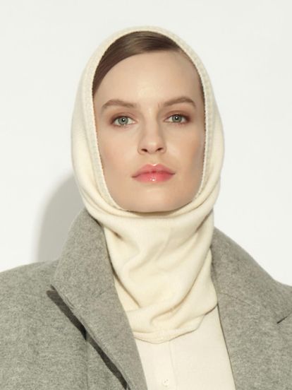 Женский шарф-снуд молочного цвета из шерсти и кашемира - фото 2