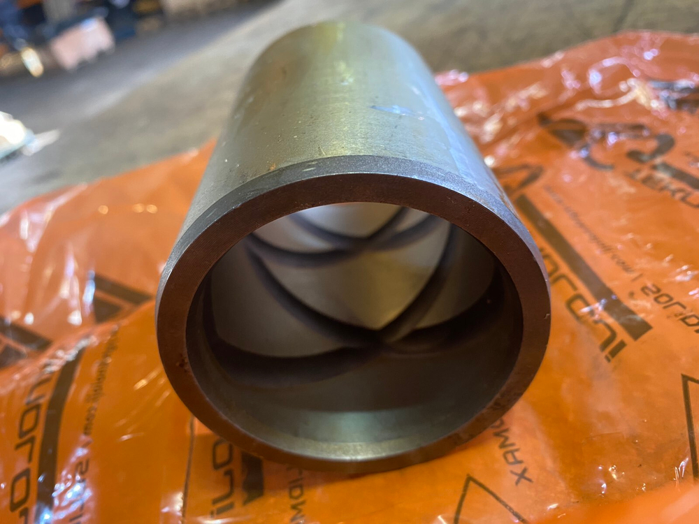 Втулка 15606934