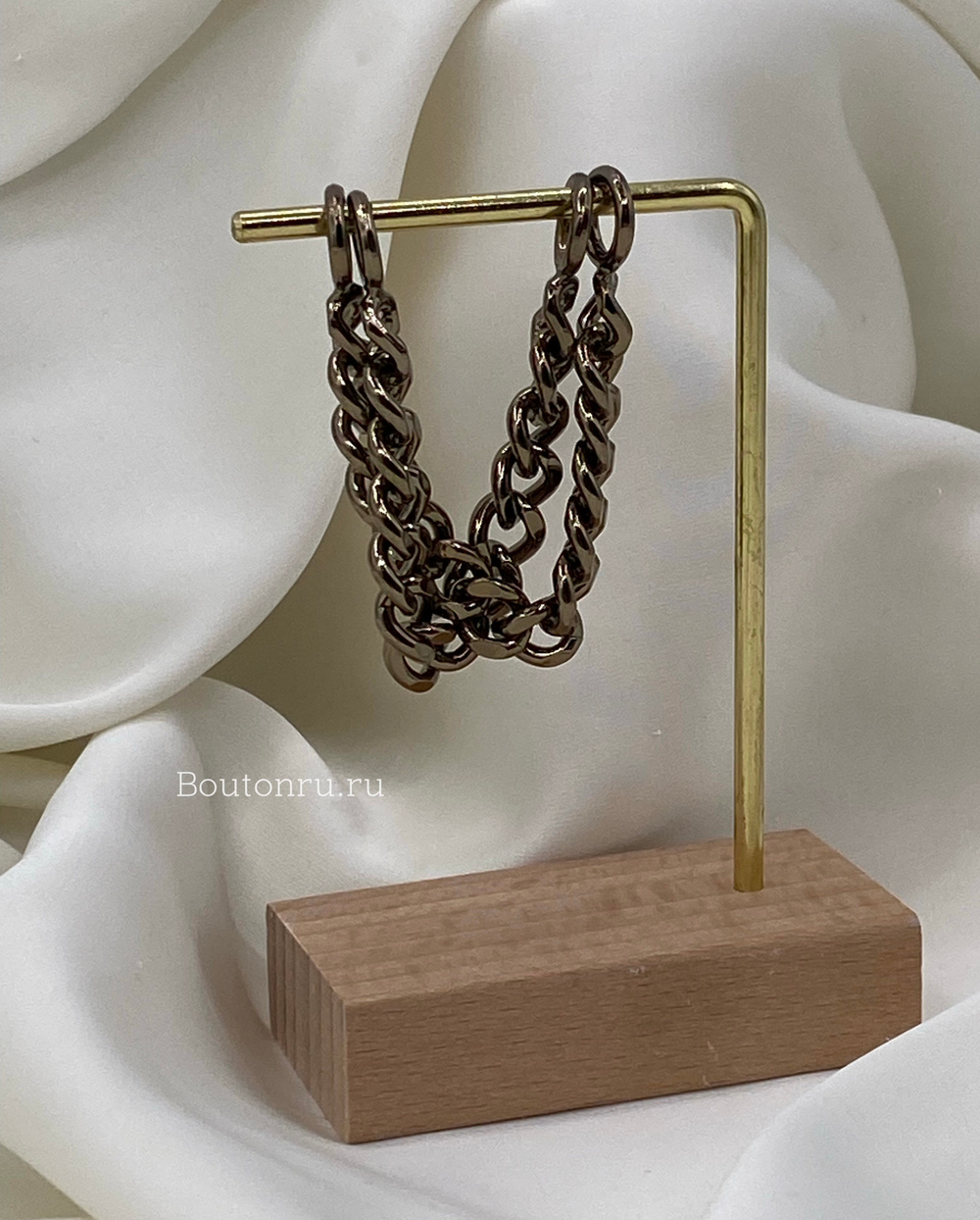 Вешалка петелька цепочка бронзовая