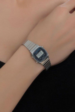 Наручные часы Casio Vintage LA670WA-2