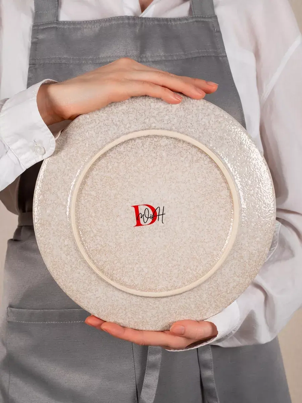 Набор посуды 6 тарелок плоских охра с бортиком 26 см