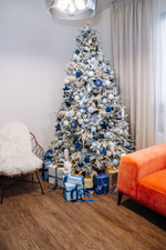 Дизайнерская заснеженная ель «Серебристый иней»