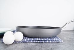 Сковорода Swiss Diamond HA3430I