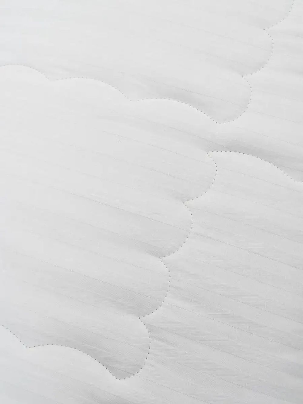 Одеяло "Лебяжий пух" легкие сны (стандарт), Евро 220*205, микрофибра (200г/м2)