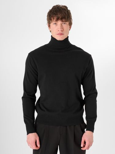 Черная базовая водолазка Heathen