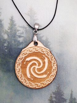 Кулон из дерева Змеевик