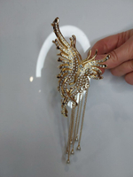 Заколка-краб для волос "Пушистая бабочка" со стразами. Цвет золото