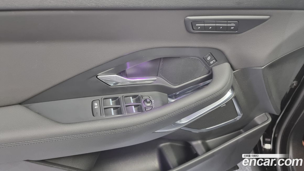 Jaguar E-PACE D180 SE (08.2019)