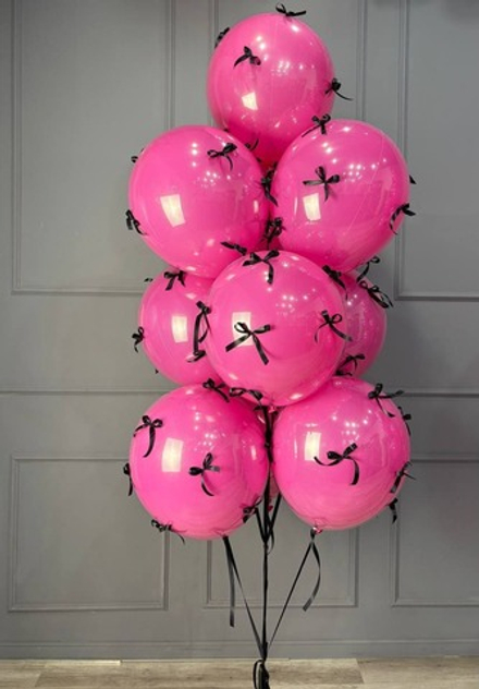 Фуксия с изюминкой — стильный букет шаров