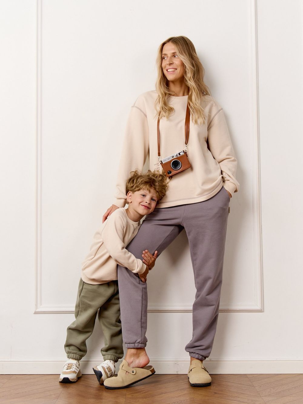 Свитшот "Про любовь" женский