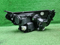Фара левая Toyota Rav 4 CA40 (2015-2019) LED