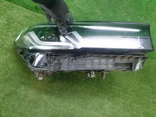 Фара правая BMW 5er G30 (2020-2023) LED
