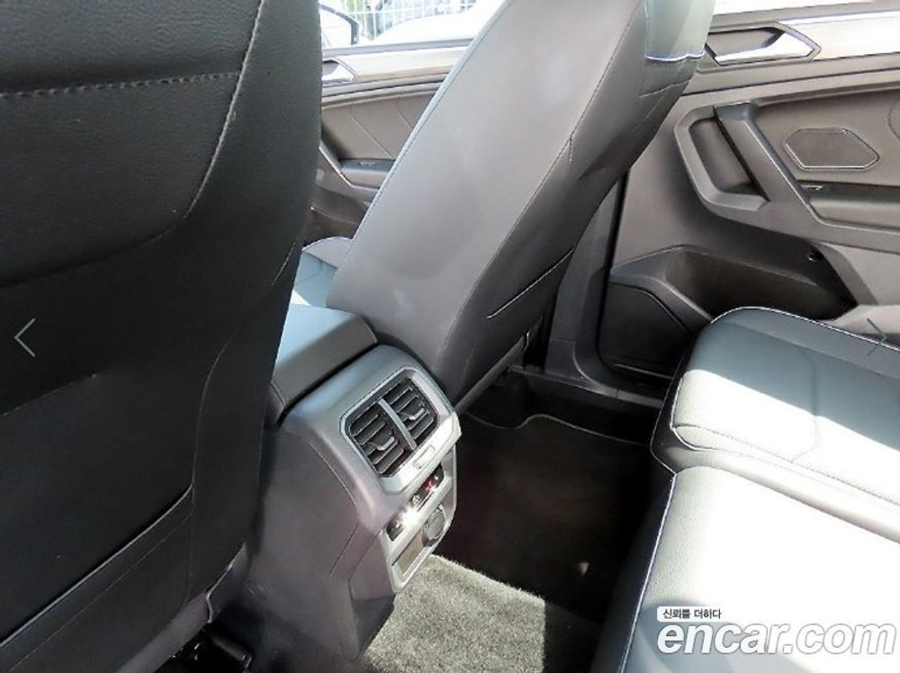 Volkswagen Tiguan Allspace 2.0 TSI Prestige (06.2023)
