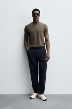 ZARA БАЗОВАЯ ПРИТАЛЕННАЯ ФУТБОЛКА SLIM FIT, ТЕМНЫЙ СЕРО-КОРИЧНЕВЫЙ