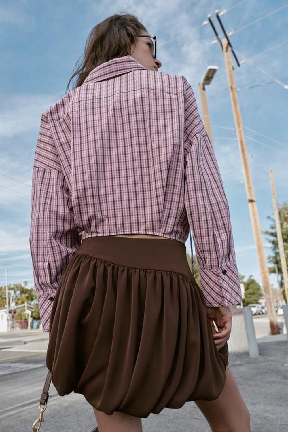 ZARA МИНИ-ЮБКА БАЛЛОН, КОРИЧНЕВЫЙ