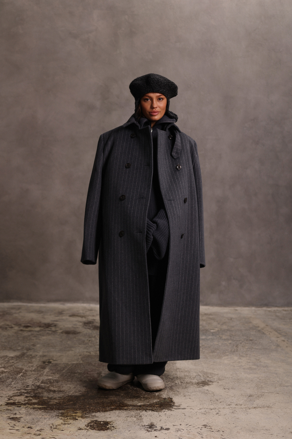 Двубортное пальто