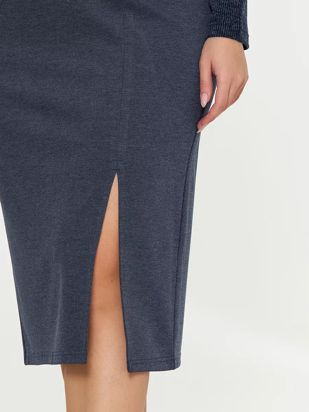 Юбка с разрезом