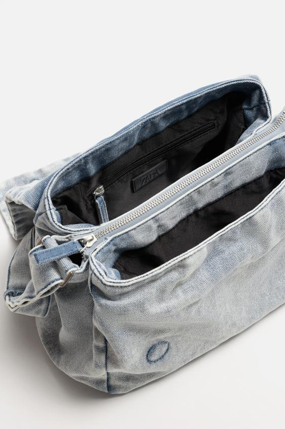 ZARA СУМКА ЧЕРЕЗ ПЛЕЧО ИЗ ДЕНИМА С ЭФФЕКТОМ ПОТЕРТОСТИ, СИНИЙ