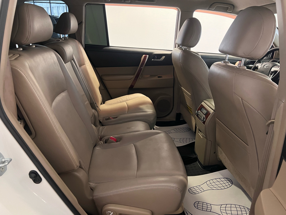 Toyota Highlander, 2011 год