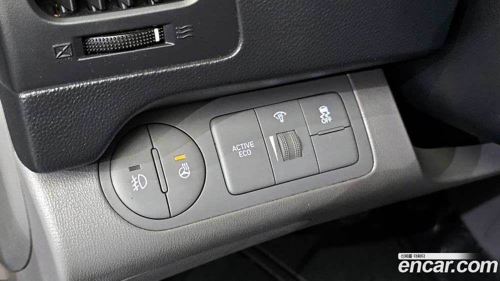 Hyundai The New Grand Starex Van 3-х местный (02.2021)
